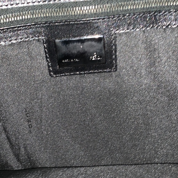 A black Fendi tote bag - Picture 8 of 10
